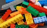 Fuori Provincia
MilanoInside: “Milano City Booming”, una città di lego