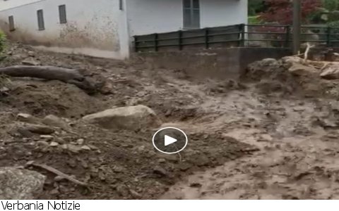 Oggebbio
Frana a Oggebbio, SS34 ancora un fiume - VIDEO