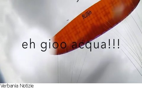 Canton Ticino
Cade in parapendio su una pianta - VIDEO