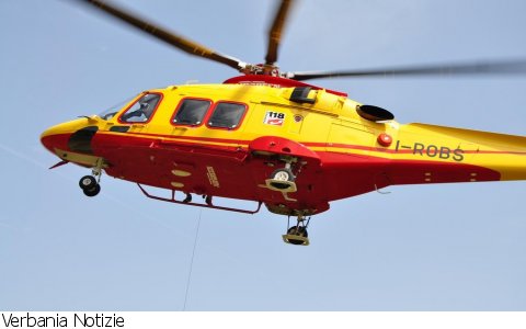 Oggebbio
Ciclista cade in un dirupo