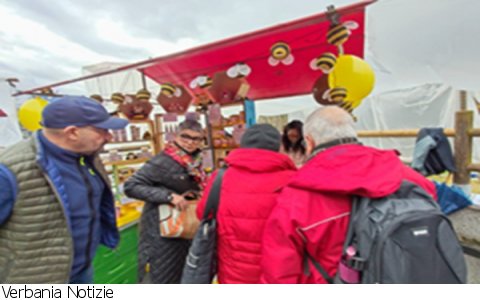 Baceno
In molti alla Sagra "Mele e miele"