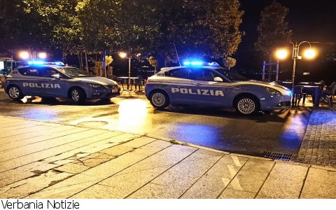 Verbania
Polizia ferma giovani vandali