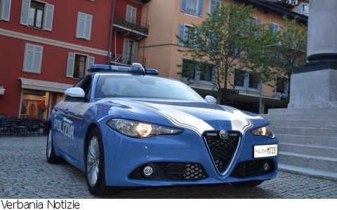 Verbania
Aggredisce agenti durante un controllo