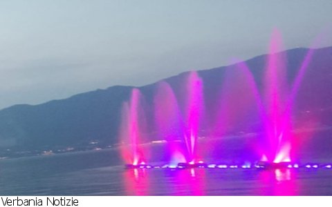 Verbania
Al via la "Sinfonia d'Acqua e Luce" sul lago di Pallanza