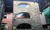 Vignone
“La profondità nella leggerezza”