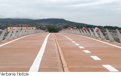 Verbania
Minoranze su intitolazione passerella