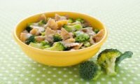
Bella zia: Farfalle con broccoli in salsa di sedano rapa