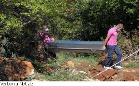 Cesara
Muore cercando funghi