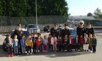 Verbania
I bambini in visita al comando dei carabinieri