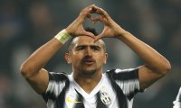 Verbania
Arturo Vidal premiato con la Castagna d'oro